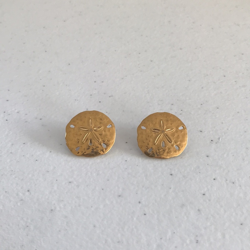 Crown Trifari Gold Tone Sand Dollar Clip On Earrings - Picture 2 of 9